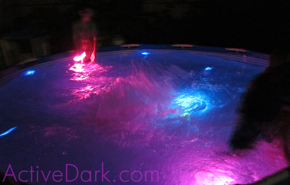 Glow_Pool_Party_Pic1